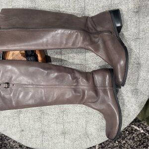 Gianni Bini gray leather riding boots 9.5